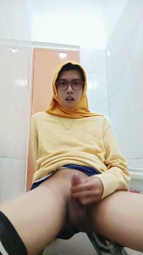 Hijab Asian Femboy Public Masturbate At Office Toilet