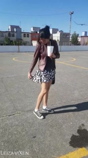 Flashing and Pissing Outdoor