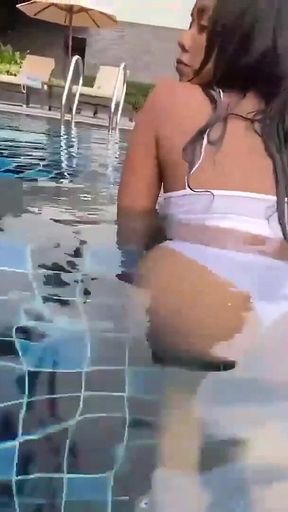 Johntronx - Picture-perfect Thai Amateur Babe Gets Banged in the Pool