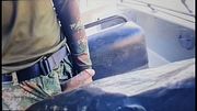 Militar colombiano es descubierto masturbandose en el batallon y el bosque
