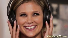 ”Lesbian strapon surprise for the sexy tart”