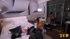 ela acabou de fazer a cena e o negao foi atras dela no banho para foder - amanda souza - ed junior - higor negrao