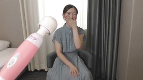 Creampie deep in the vagina of a slender beauty to make her pregnant!
