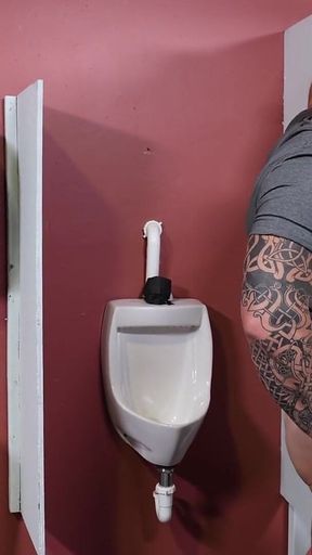 Menover30 meet me at the gloryhole