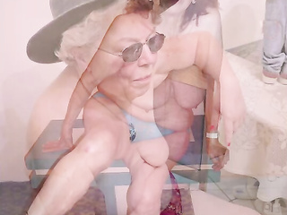 ”OMAGEIL No bra is big enough to hold those big boobs”