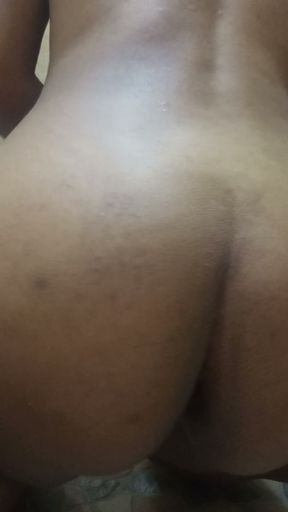 Latina aunt breaking her ass   Clip 1