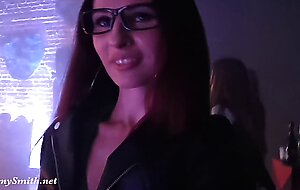 Jeny Smith's step-sister Merry goes to club