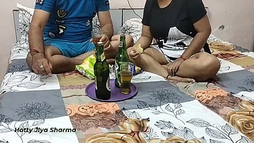 सौतेली मां जब सो रही थी तक मैंने अपने मोटे लन्ड से अपनी मां की गांड़ मार ली।