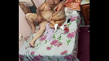 NOVINHA QUE LEITINHO QUENTE NA PEPEKA