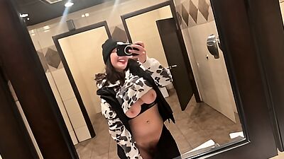 Taking Hot Mom Home From the Club to Creampie Her