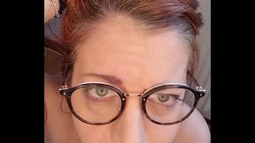 une pipe mon colonel?je fais une pipe &agrave_ mon sup&eacute_rieur pour le d&eacute_tendre