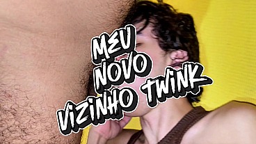 Fui jogar video game na casa dos vizinhos e eles ficaram sozinhos. Nos divertimos de outra forma.