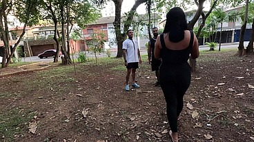 Fui devorada pelos jogadores do meu time favorito DP com os pauzudos com anal