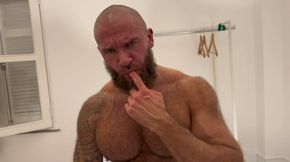 Muscular Russian gets pounded