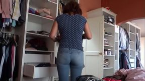 58-year-old Latin stepmom exhibits herself in front of her friend'_s stepson to see her huge cock jerking off, cum on ass
