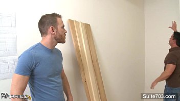 Tattooed married guy fucking a gay&#039_s prick
