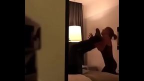 Najila Trindade e Neymar na cama do hotel