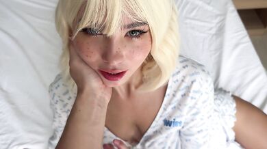 Her shimmering pussy begs for deepthroat