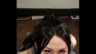Lola plays with her Curved Monster 19 POV - G113