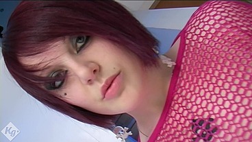 Big Natural Tits Alt Slut Takes A Spitroast