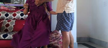 Desi gf&#039;s video blog made bf and took out the water of the mast chut