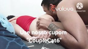 She opens her ass to put it deeper