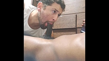 After Brazil's victory, I went out looking for a cock and found a black cock to suck.
