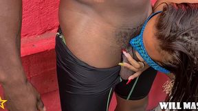 peguei novinha sabrina gostosa18 na piscina e comi a bucetinha no quarto