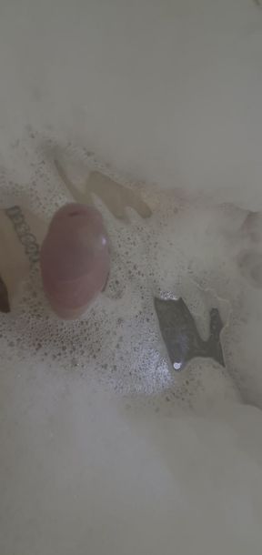 Do you want to take a bath with me?