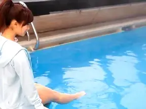 Teen sweetie with perky boobs Minami Kojima fucked in a swimming po ol