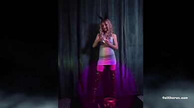 Femdom lust smokes train male witch drenches in piss