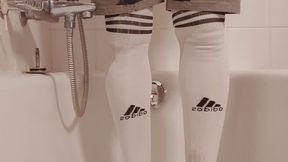 Pissing in Nike Shox and Fila