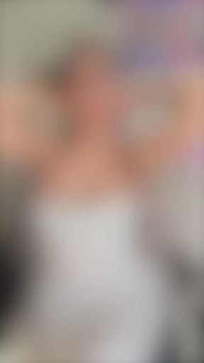 Me pongo el vestido más sexy para ti, te hablo muy sucio mientras juego con mis deditos dentro de mi puchita, mi dildo no para de vibrar y tengo un gran orgasmo en el consultorio😋🥰