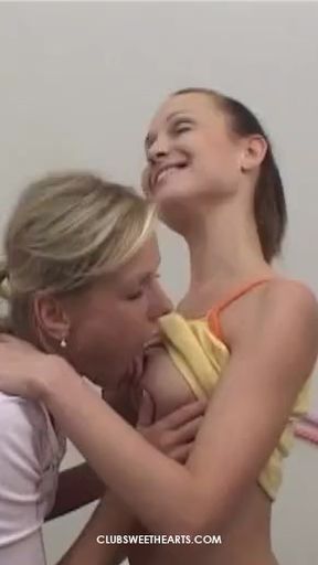 Lesbian Clubsweethearts Snip
