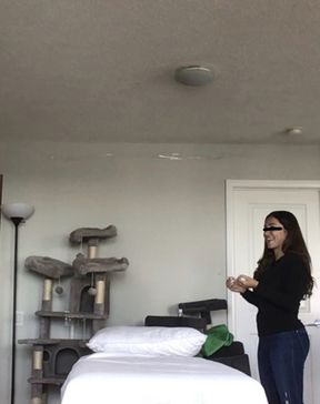 Big-titted Bolivian RMT seduces Asian client with huge cock