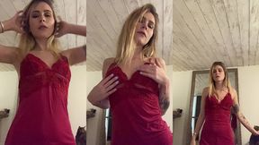 strip dans ma nuisette rouge
