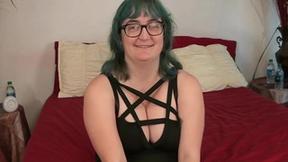 ”Compilation of Stepmommies & cougars on a nude casting”