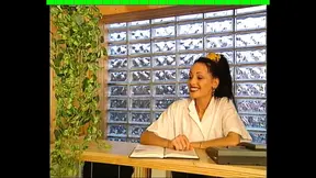 Frau Doktor gives a hard medical examination