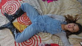 Lee Jeans Overall and hunter boots masturbation and Squirting