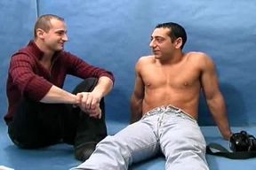 SUPER jaw-pulling down