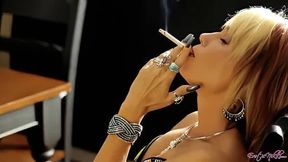 Erotic Nikki smoking up
