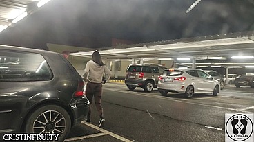 PUBLIC BUTTCRACK WITH LEGGINGS AND THONG AT THE SUPERMARKET