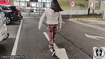 PUBLIC BUTTCRACK WITH LEGGINGS AND THONG AT THE SUPERMARKET