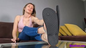 Flip Flop Slapping - Shoeplay - HD MP4