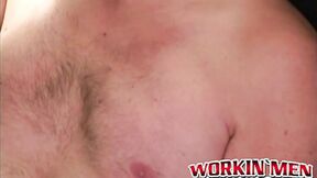 Gay amateur dude loves jerking off & we watch him do it