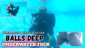 Balls Deep, Breath Shared: An Underwater Fuck - Maria Jade & Dickdealer Don 4K