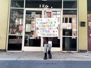 Suzy’s Waitng to blow her much loved band!! Full clip on onlyfans!!