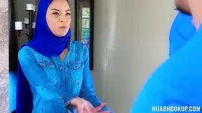 Moving Day Deal Porn - HijabHookup