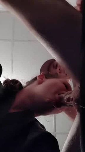 Garganta profunda a la zorra de mi exnovia