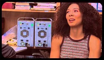 Ebony Goddess Nia Nixon Gets Intense Interrogation by Cop